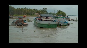 Cống 7 cửa ,ghe tàu qua cống thoát tim