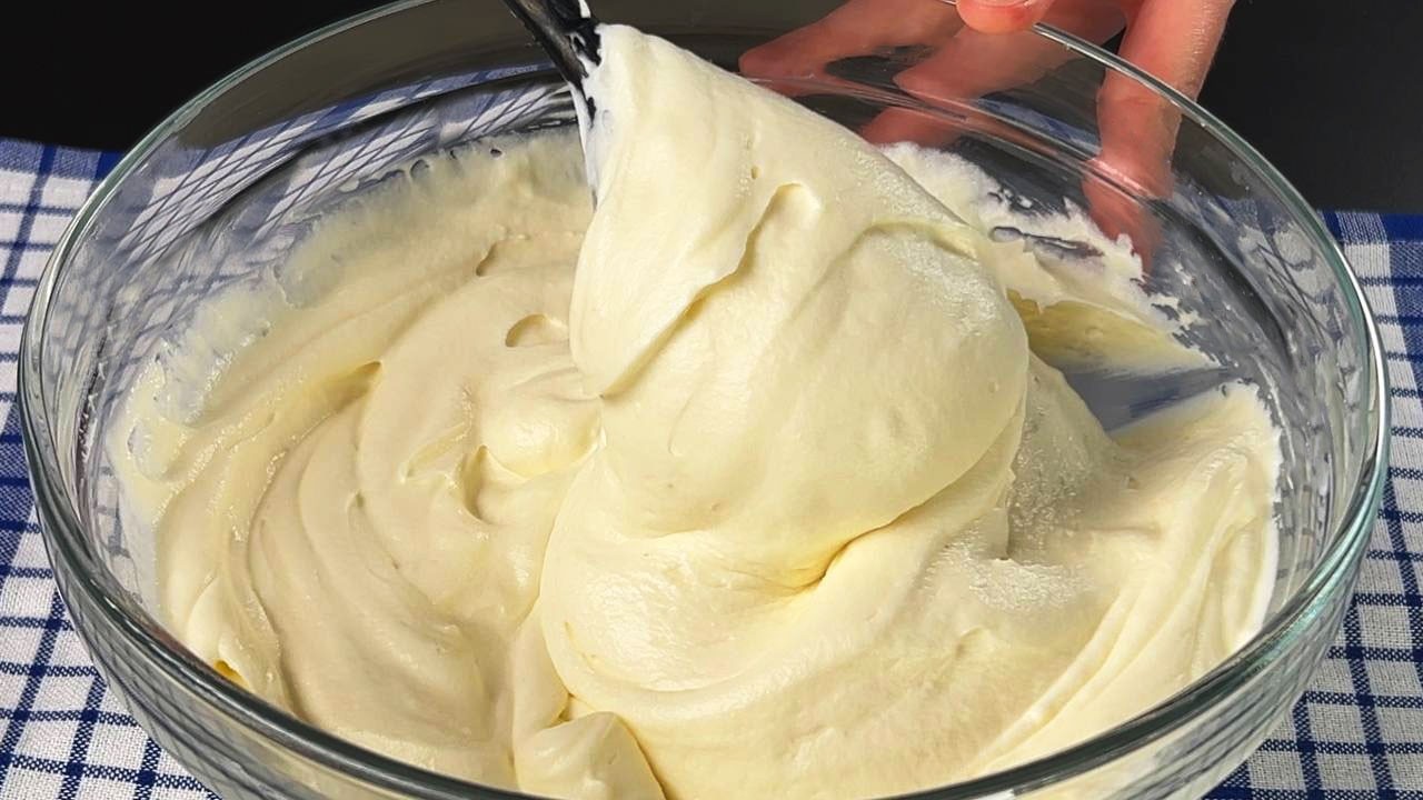 Самый простой крем ПЛОМБИР! Заварной крем для Наполеона и для эклеров. Крем для любого торта