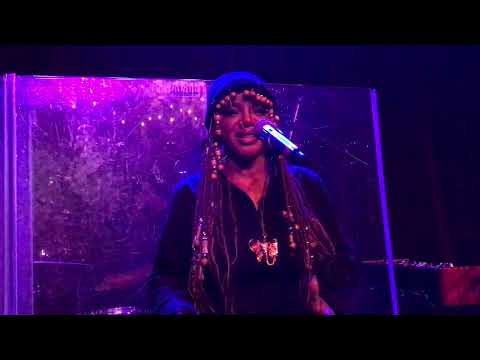 Leela James : « When you love somebody » at Bizz’art, 19st November 2024