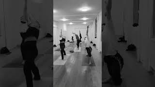 Yoga Dance Flow - Murder on the dance floor