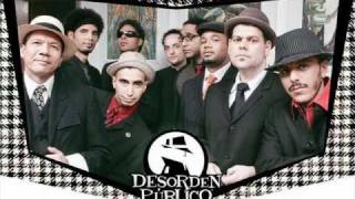 Video thumbnail of "Desorden Público-It must be love"