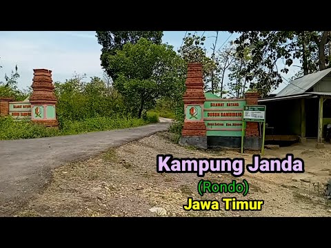 Gapura Kampung Janda & Warung mama Nita sanding Kali alas Jati Sambirejo.