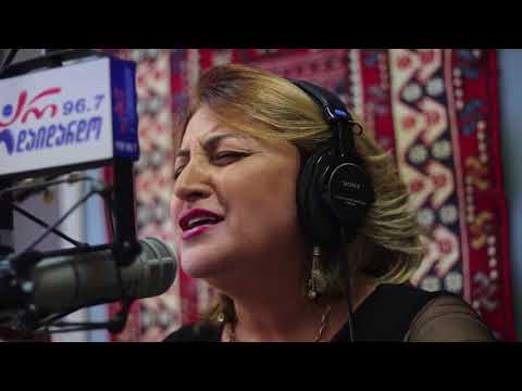 მანანა კიკილაშვილი - თეთრ კლავიშებს. Live არ დაიდარდო/ Manana Kikilashvili - Tetr Klavishebs. Live