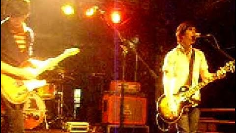 Disturbia (Rihanna Cover) - A Cursive Memory