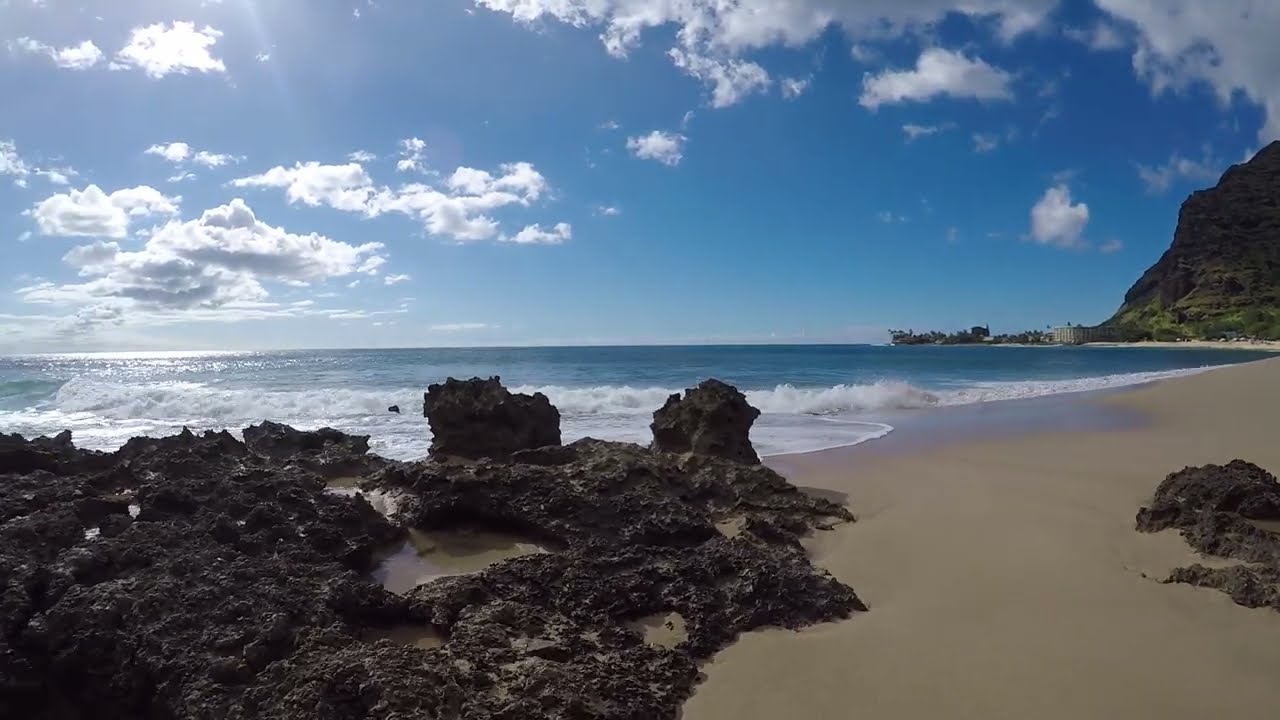 Walk from the Beach House to Makaha Beach