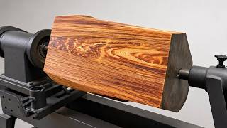 The Hidden Masterpiece Unveiling Stunning Natural Grain with a Wood Lathe
