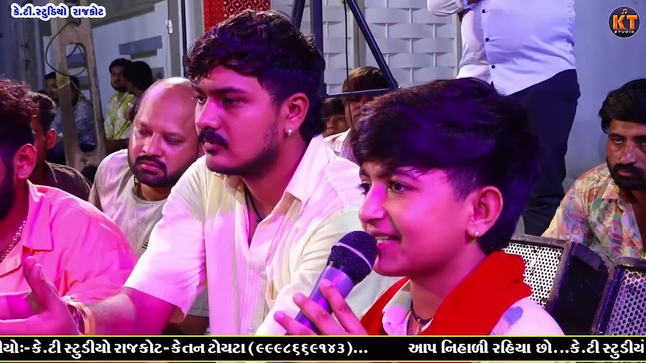 🫅મીઠાં મધુરા સુર 