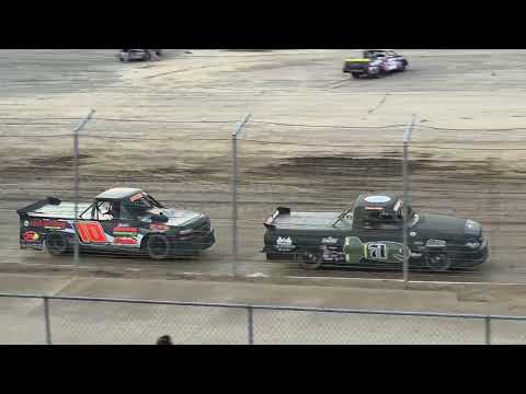 Dirt Track Truck Series Invitational A Main Limaland Motorsports Park 8/7/26