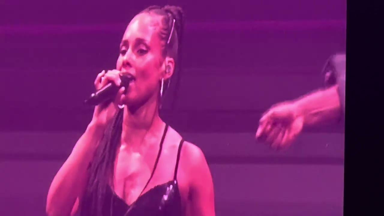 My Boo - Alicia Keys Live at The Climate Pledge Arena in Seattle 7/30/2023