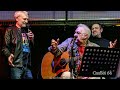 Capture de la vidéo Davide Van De Sfroos A Como: Medley: El Giuvanunn-Crisalide-La Ballata Del Mascheraio-Zia Nora ..