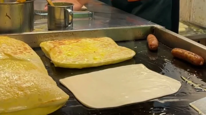 Egg-filled pancake: crispy outside, tender inside, with a burst of eggy goodness