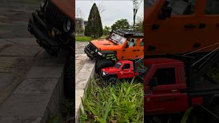 Big vs Small – Curb Climb Challenge!