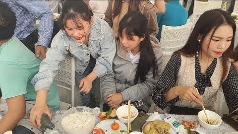 Lần Đầu Tiên Tận Mắt Thấy GÁI BẢN UỔNG RƯỢU NHƯ NƯỚC LÃ Tại Đám Cưới Người Dao Đỏ Cói Lalin