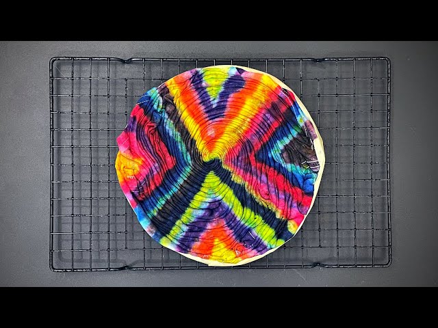 How to Tie Dye a T Shirt in 1 Hour : Multi-Colored Retro Gradient Spiral -  YouTube