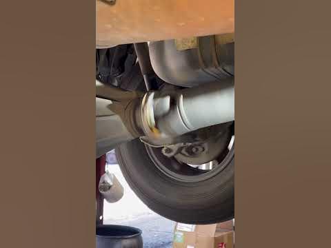 Bad U-Joint sound Toyota SR5 Tacoma Vibration Knocking Clicking noise
