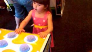 20100523 chucky cheese