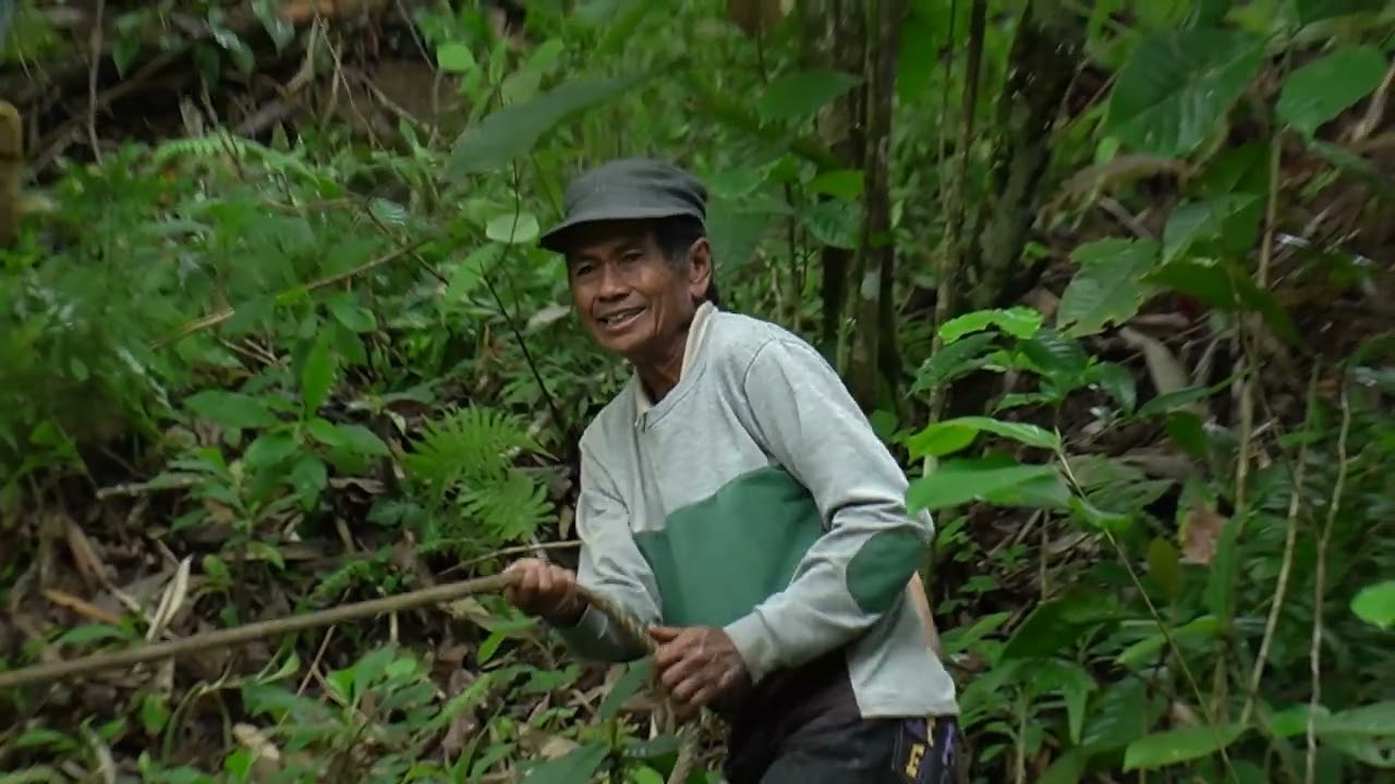 PART 1, PROSESI PEMAKAMAN ALMH.AGUSTINA RANTE (NENEK ELIS)