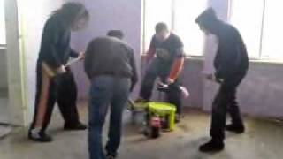 Hard Core U Ljubicastoj Sobi - Green Room