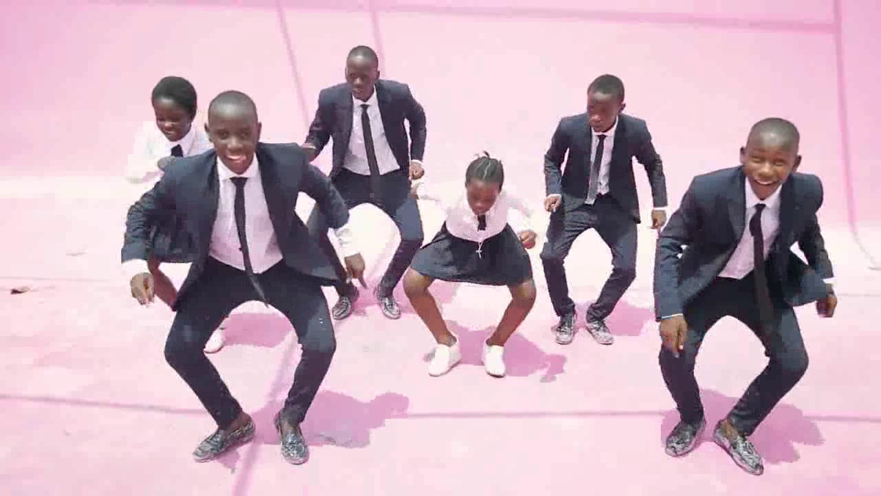 حــشـيـشـة و طـالـبـة مـعـيـشـة  في 2017