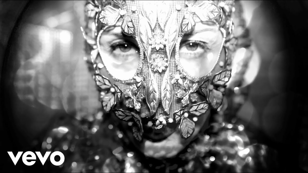 Daphne Guinness - Marionettes (Official Video)