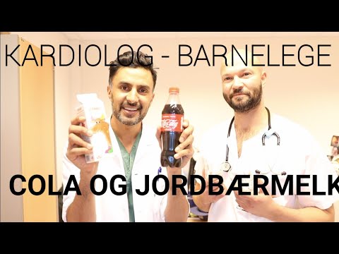 En barnelege og en kardiolog tester cola og jordbærmelk