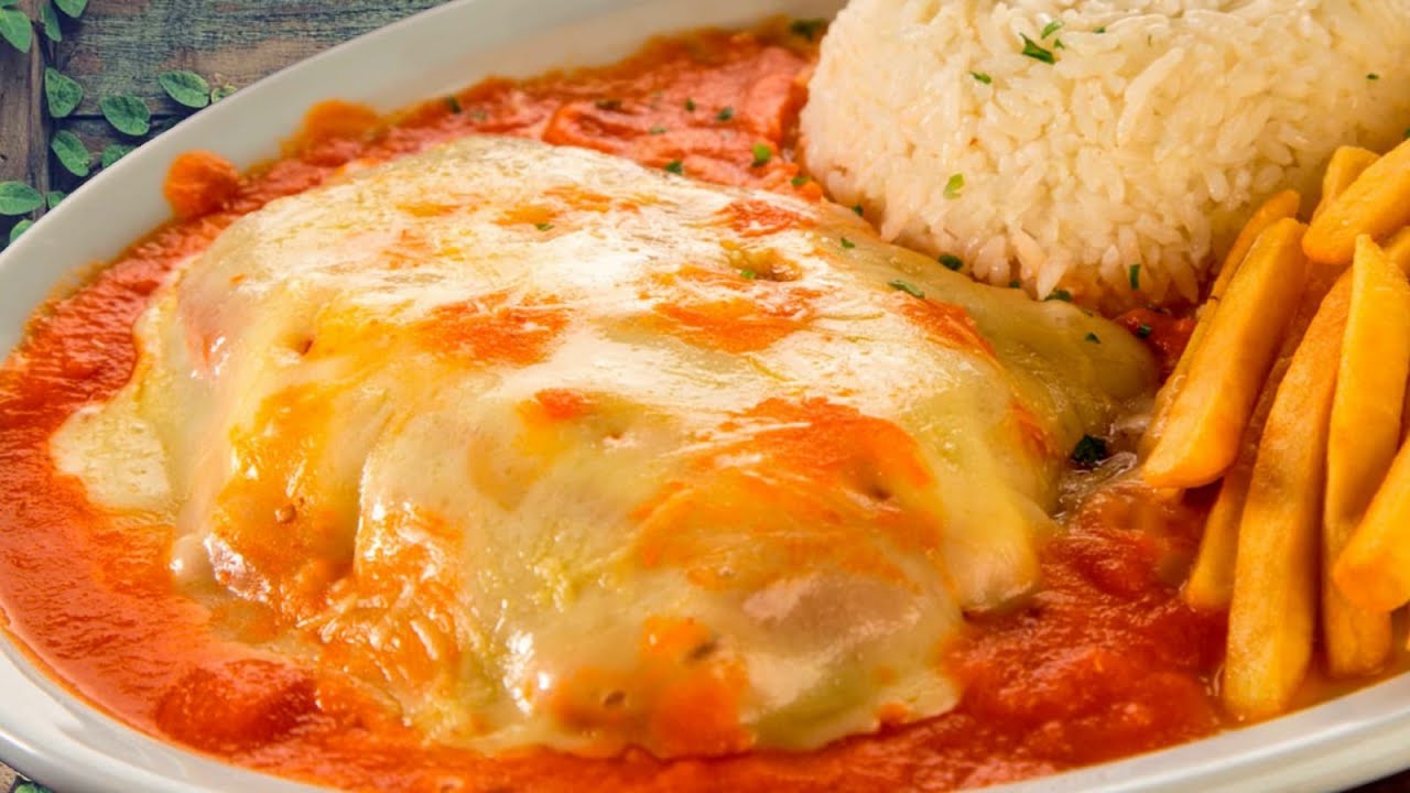 FILÉ DE FRANGO À PARMEGIANA RÁPIDO E FÁCIL YouTube FILÉ DE FRANGO À PARMEGIANA RÁPIDO E FÁCIL YouTube