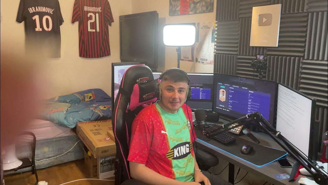 Danny Aarons shows behind the scenes YouTube