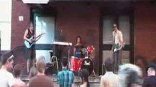 Skip Roxy - Slow Crow Live - July 2009 First Thursday, Portland, OR