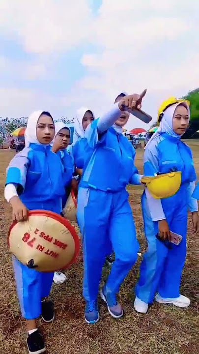 Montir montir cantik ikut Karnaval Agustusan #shorts