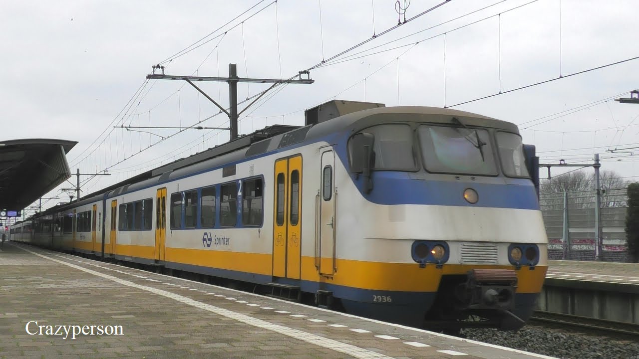 Vertrek NS SGMm Trein Rotterdam Lombardijen in Jan. 2021
