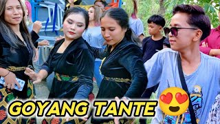 Asiiik❗ Goyangan Tante-tante cantik ini bersama Dika azya musik