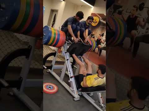 420 kg leg Press Gym Fails #shorts || Gym Fails || Leg Press Fails || Gym Workout Fails || Workout