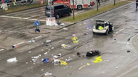 Auto sulla folla a Monaco di Baviera, le autorità sospettano un attentato