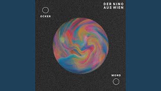 Video thumbnail of "Der Nino aus Wien - Wienerlied"