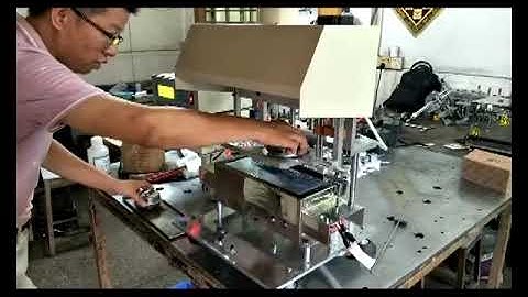 Automatic soldering machine WTS-2ED. newwinhk@hotmail.com