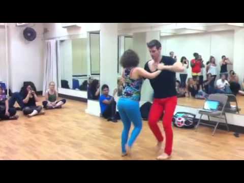 Ricardo and Paula, NYC 2013 - YouTube