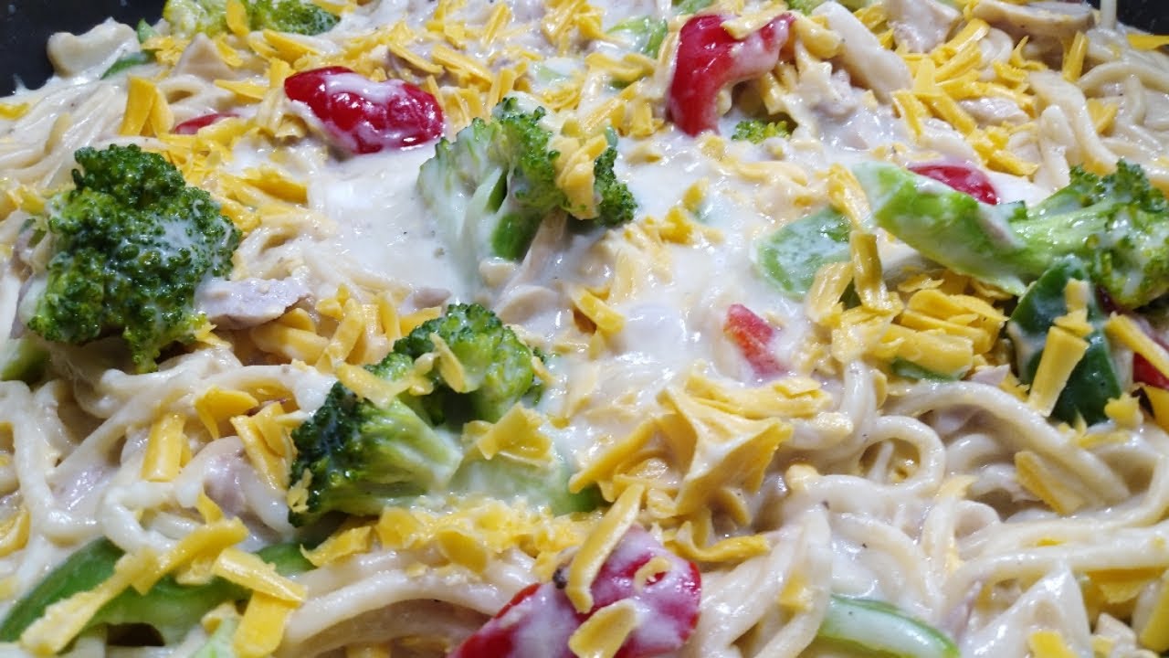 CREAMY TUNA MUSHROOM PASTA RECIPE - CARBONARA / 크림 튜나 버섯 파스타 레시피keulim