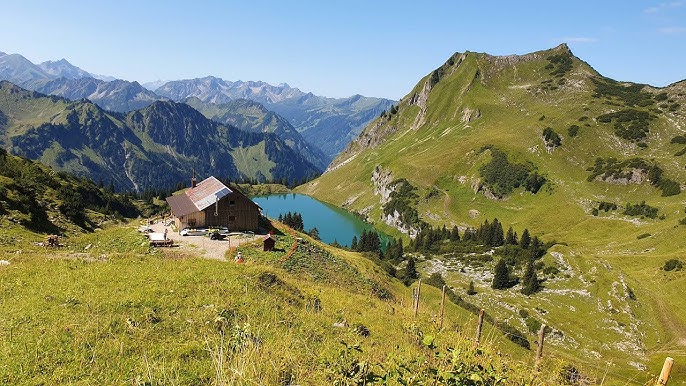 Nebelhorn, Seealpsee, Gleitweg , and Oy Valley to Oberstdorf