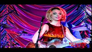 Watch Samantha Fish Nearing Home video