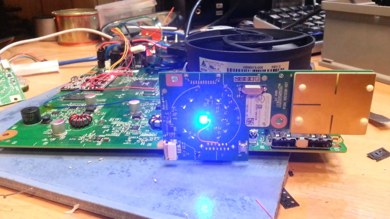 Xbox360 corona v2 rgh white blue led mod - YouTube