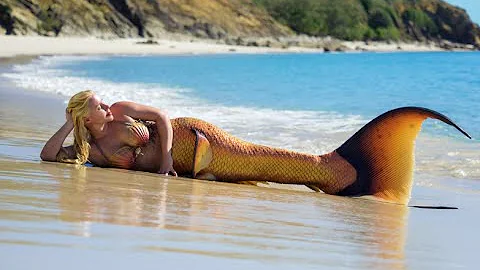 Real Life Mermaid Melissa Caught On Tape (Great Keppel Island)