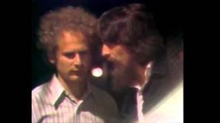 George Harrison with Art Garfunkel at Carly Simon concert NYC Central Park 07/27/71