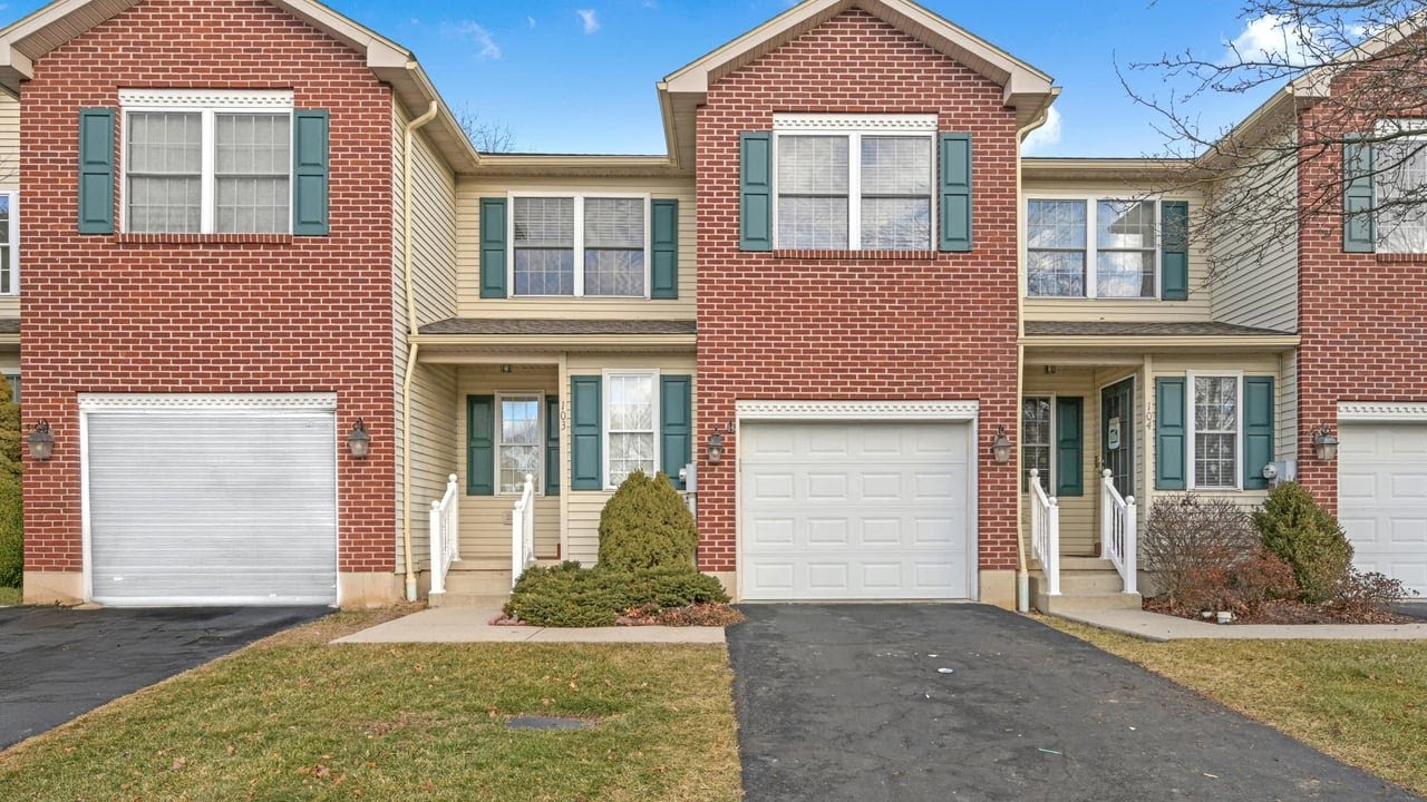 103 Lantern Grn Wy, Orwigsburg, PA