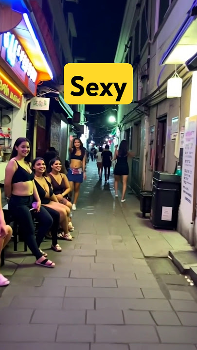 Nightlife Vibes: Exploring the Bustling Streets of Jakarta at Night! #youtubeshorts
