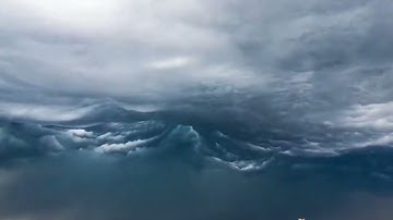 This amazing time lapse of asperitas cloud looks like wave in the sky. #nature #viral