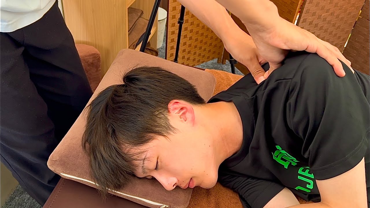 Лучший расслабляющий массаж для уставших мужчин! Массаж плеч и стоп.ASMR