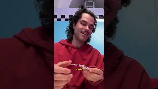 Papeando moviditas con VALGARDI - Probando el bombón de @peldanyos  ¿Probamos la nueva galleta?