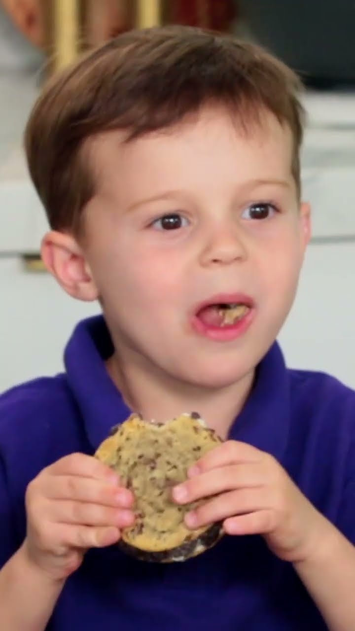 DIY Ice Cream Cookie Sandwiches! So fun! #shorts #food #delcious #recipe #kitchen #diy