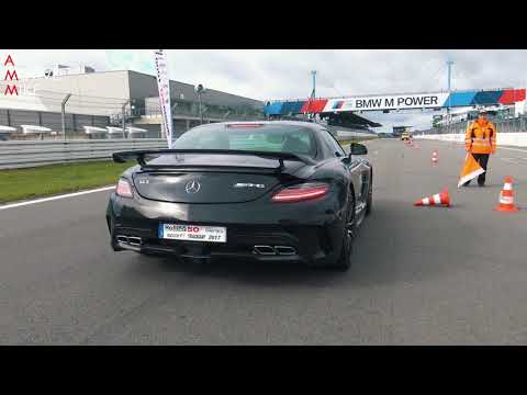 DRAG RACE: Mercedes