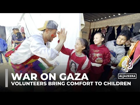 Volunteers bring comfort to traumatised Gaza children